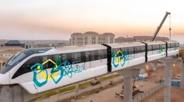 المونوريل في شرق القاهرة يبدأ التشغيل في نوفمبر 2025 لتخفيف زحام المدينة